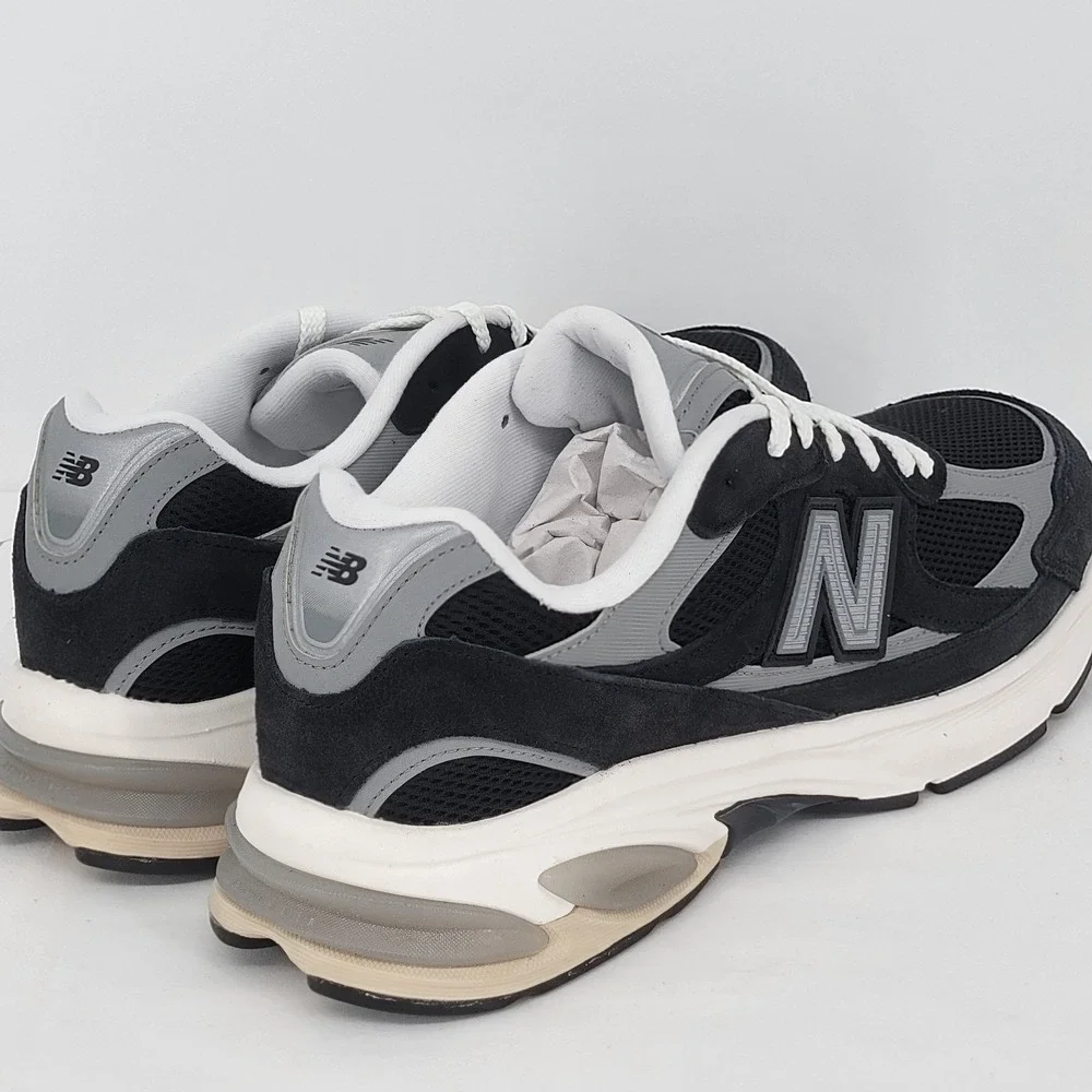 NIB New Balance 2010 Casual Sneakers - Black/Shadow Grey/Sea Mens 12 Sneakers